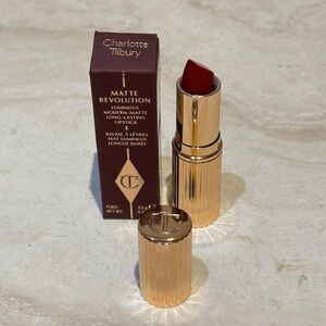 Charlotte Tilbury Matte Revolution Lipstick - Red Carpet Red (Full Size)